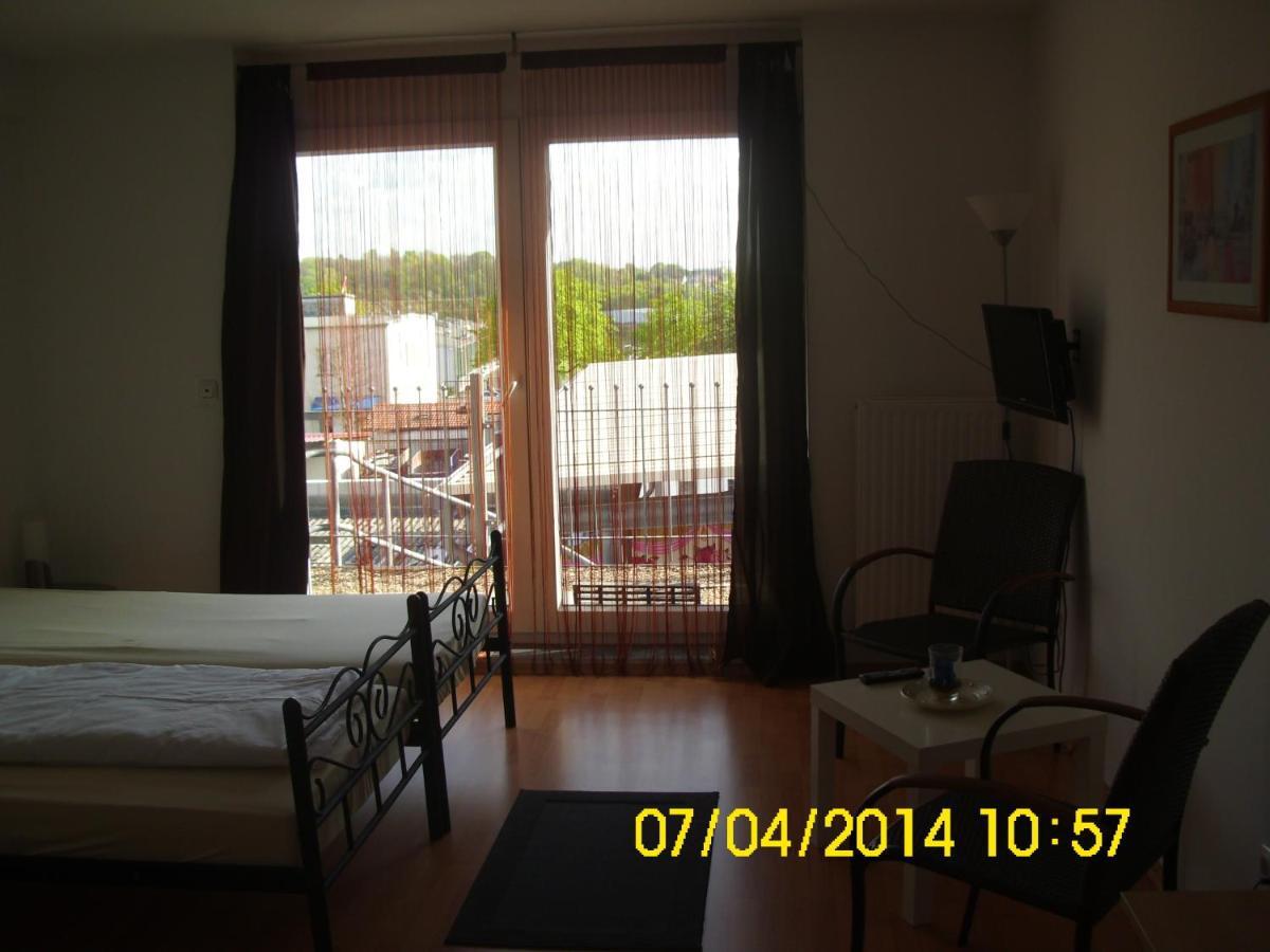 Casa Rose Hotel Есен Стая снимка